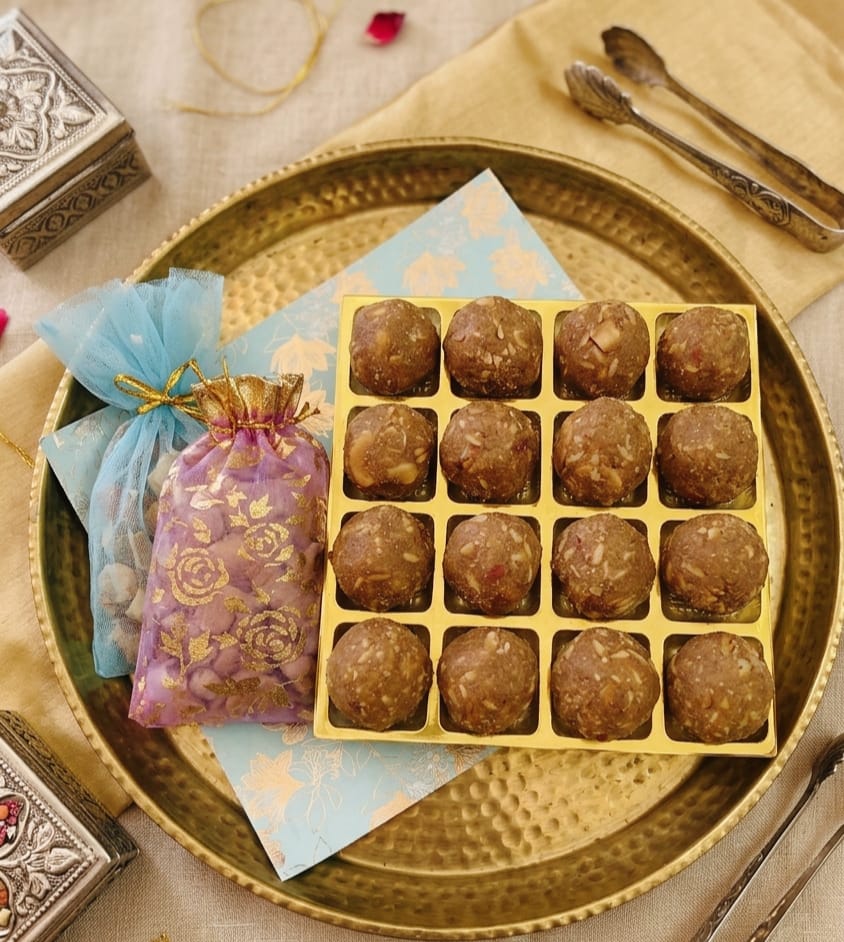 Double Dryfruit Atta Laddu / Pinni
