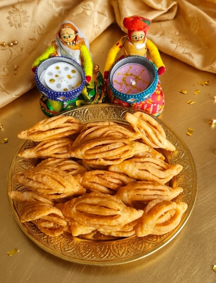Jhoomar Karela Mathri